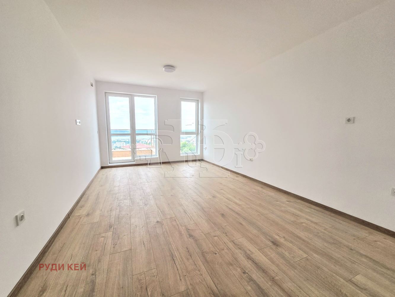 Продава 2-СТАЕН, гр. Варна, м-т Пчелина, снимка 3 - Апартаменти - 55415866