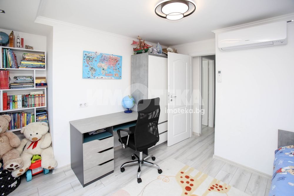 Продава МНОГОСТАЕН, гр. София, Център, снимка 16 - Апартаменти - 55687652