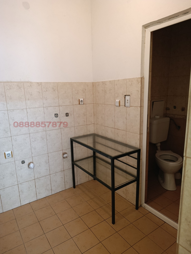 Продава ОФИС в град Бургас, Възраждане - 61 кв.м / 118 000 € » 230 787.94 лв.