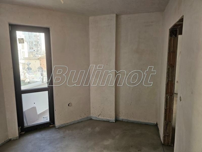 Продава 2-СТАЕН, гр. Варна, Център, снимка 2 - Апартаменти - 52801643