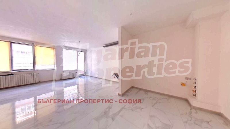 Продава  3-стаен град София , Стрелбище , 121 кв.м | 31803912