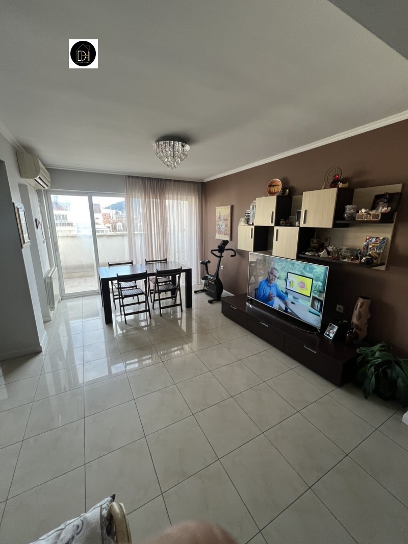 Продава 3-СТАЕН, гр. Пловдив, Младежки Хълм, снимка 2 - Апартаменти - 53110066