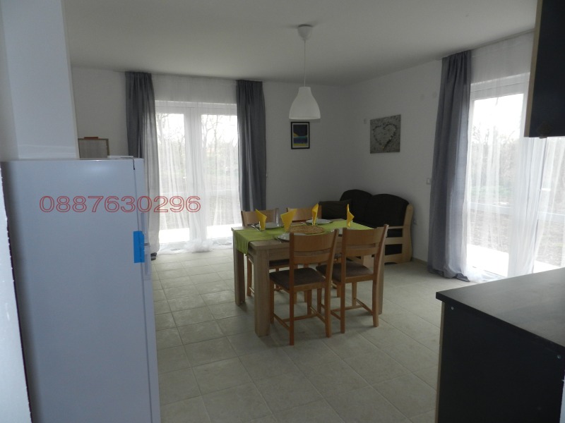 Продава КЪЩА, с. Езерец, област Добрич, снимка 4 - Къщи - 52779894