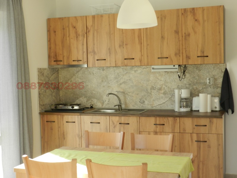 Продава КЪЩА, с. Езерец, област Добрич, снимка 12 - Къщи - 52779894