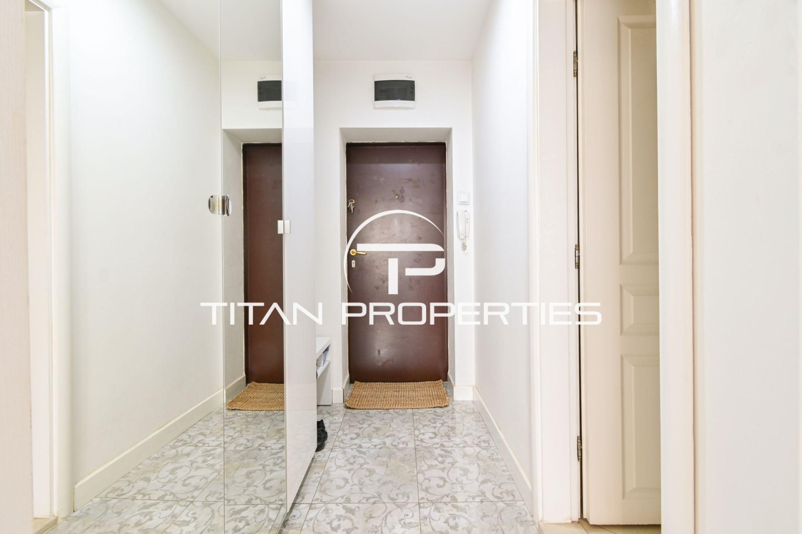 Продава 2-СТАЕН, гр. София, Център, снимка 15 - Апартаменти - 54639826