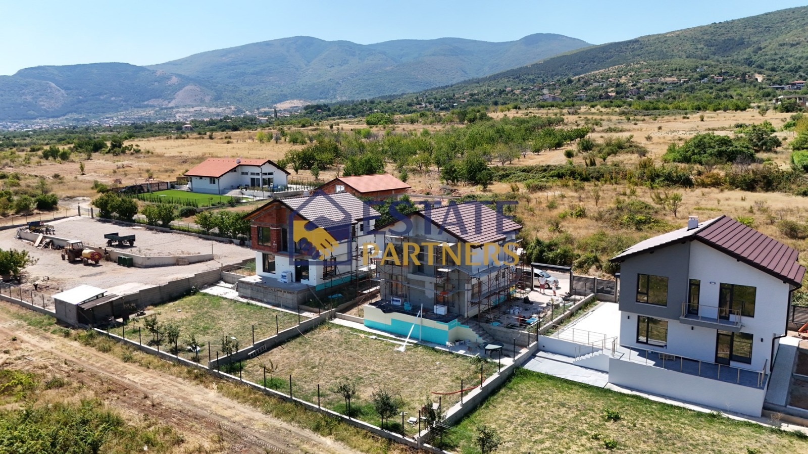 Продава КЪЩА, с. Брестник, област Пловдив, снимка 3 - Къщи - 55647197