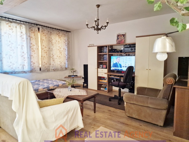 Till salu  1 sovrum Sofia , Pavlovo , 72 kvm | 91096680 - bild [2]