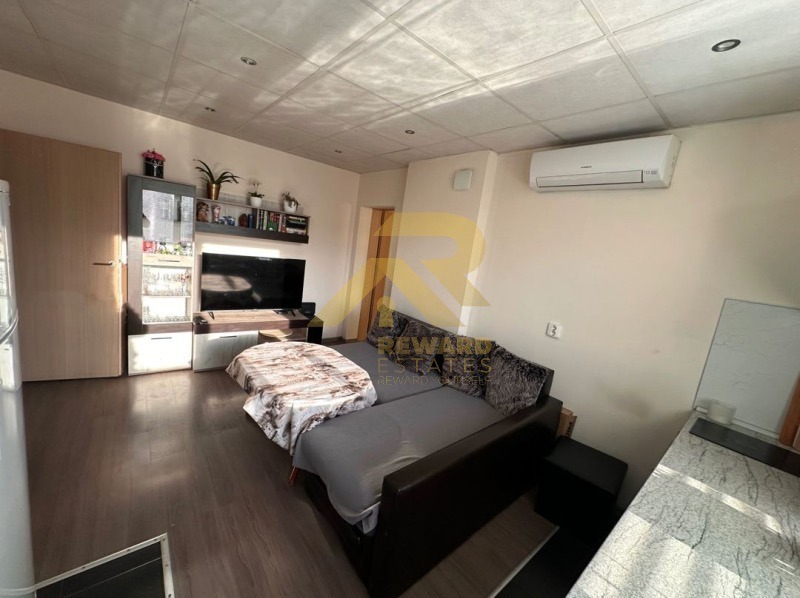 Продава  2-стаен град София , Толстой , 61 кв.м | 52967568 - изображение [2]