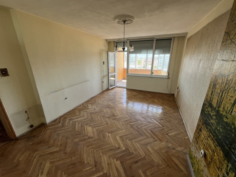 Till salu  3 sovrum Plovdiv , Kjutjuk Parij , 115 kvm | 61234008 - bild [2]