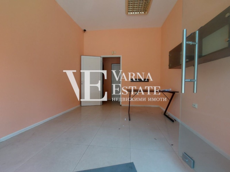 Na prodej  Prodejna Varna , Centar , 22 m2 | 56089876 - obraz [4]