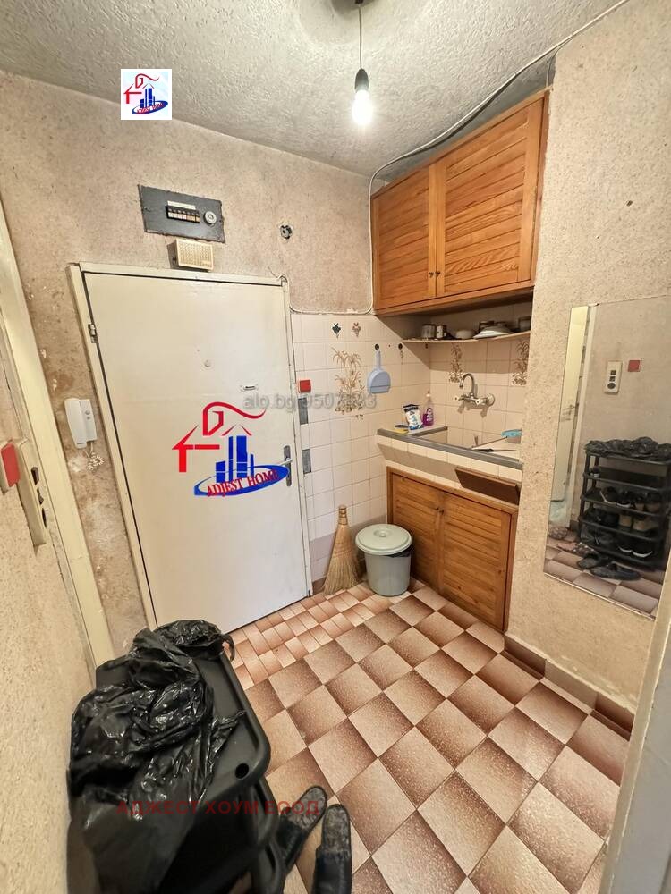 Продава  1-стаен град Шумен , 5-ти полк , 40 кв.м | 48059256 - изображение [6]