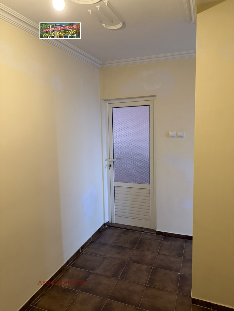 Продава 2-СТАЕН, гр. Монтана, Идеален център, снимка 4 - Апартаменти - 53268970