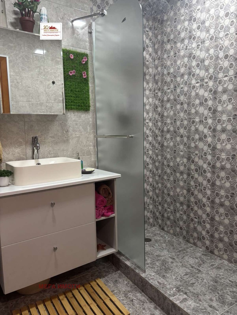 Te koop  2 slaapkamers Burgas , Sarafovo , 82 m² | 72071504 - afbeelding [13]