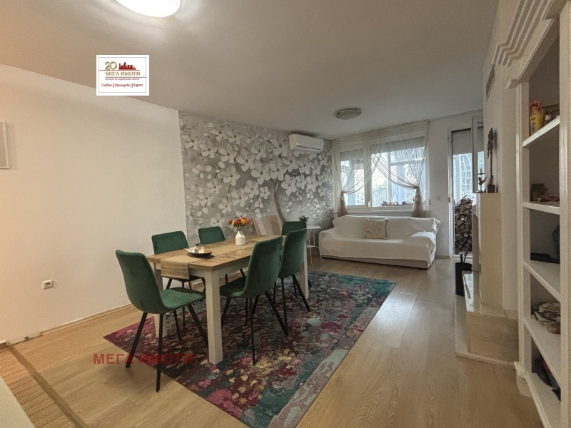 Te koop  2 slaapkamers Burgas , Sarafovo , 82 m² | 72071504