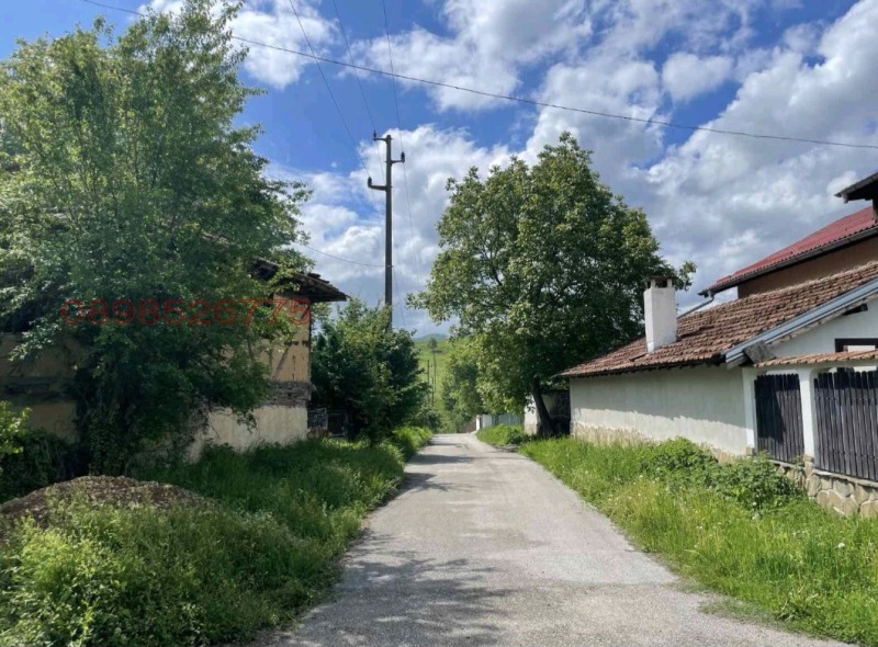 Продава КЪЩА, с. Старо село, област Ловеч, снимка 3 - Къщи - 52785948