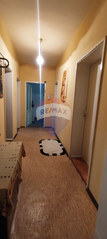 Продава КЪЩА, гр. Белослав, област Варна, снимка 6 - Къщи - 52503014