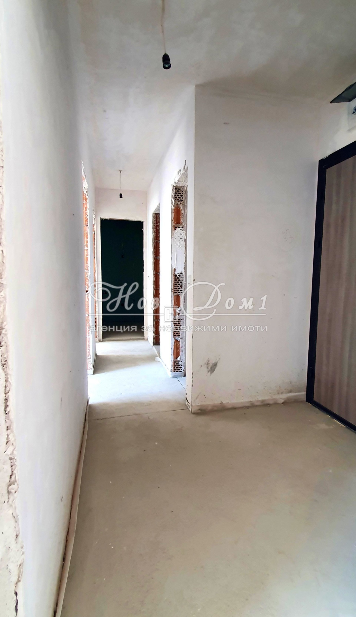 Продава 3-СТАЕН, гр. Варна, Погреби, снимка 2 - Апартаменти - 50820544