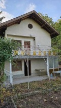 Продава ВИЛА, с. Божичен, област Русе, снимка 9