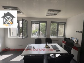 3+ chambres Ivan Vazov, Sofia