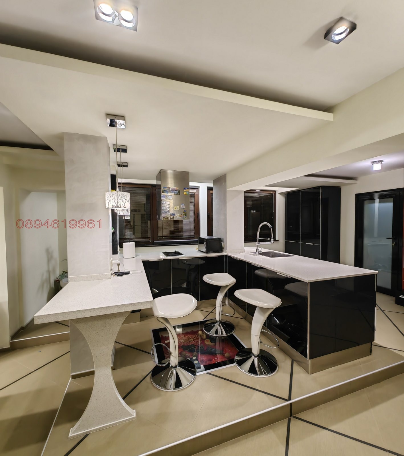 Продава МНОГОСТАЕН, гр. Пловдив, Кършияка, снимка 2 - Апартаменти - 54156402