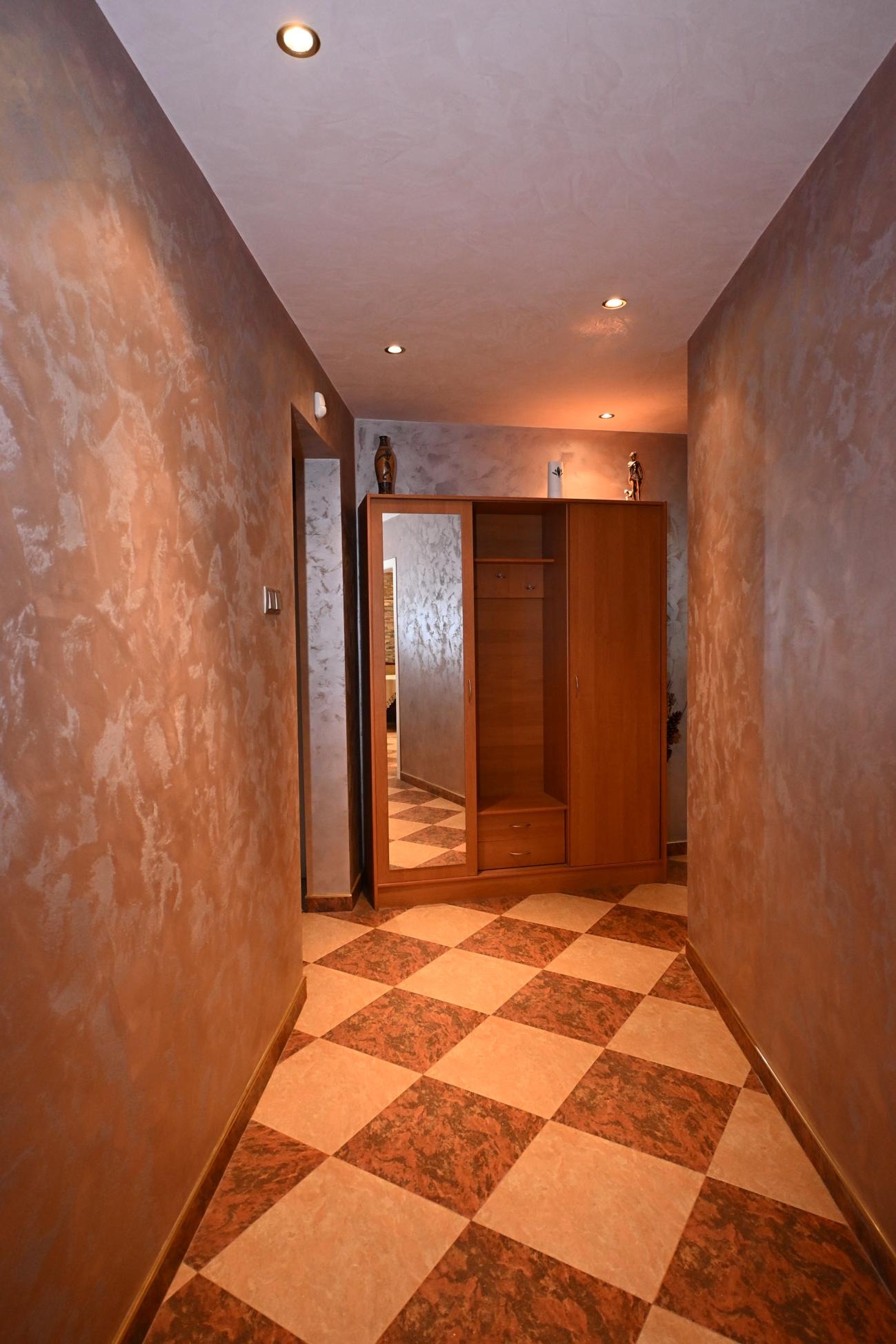 ������� 4-����� | Imot.bg � ����������� 15