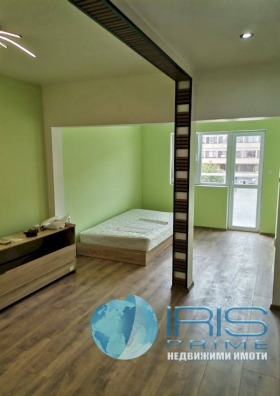 1 quarto Centar, Chumen