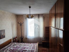 3 bedroom Tsentar, Yambol 4