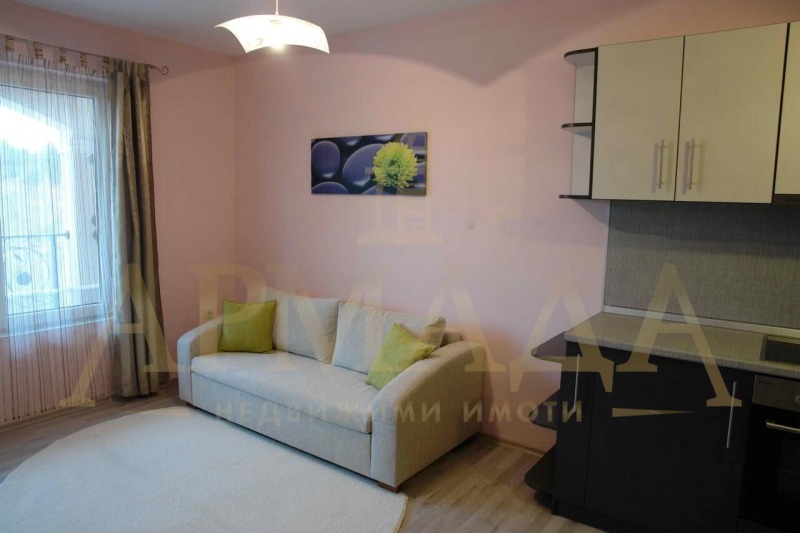 À vendre  Studio Plovdiv , Hristo Smirnenski , 47 m² | 87973650