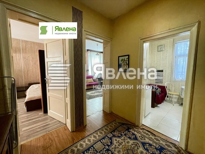 Продава ЕТАЖ ОТ КЪЩА, гр. София, Оборище, снимка 7 - Етаж от къща - 54768656