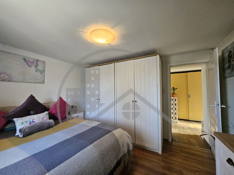 Продава КЪЩА, гр. Балчик, област Добрич, снимка 4 - Къщи - 53018630