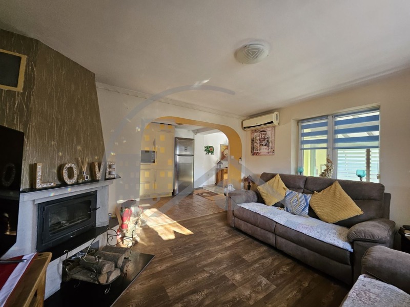 Продава КЪЩА, гр. Балчик, област Добрич