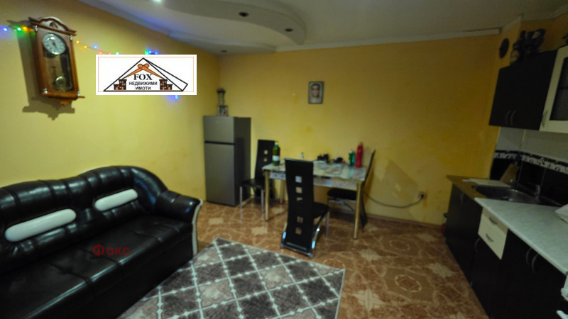 Продава КЪЩА, гр. Русе, област Русе, снимка 10 - Къщи - 53143257