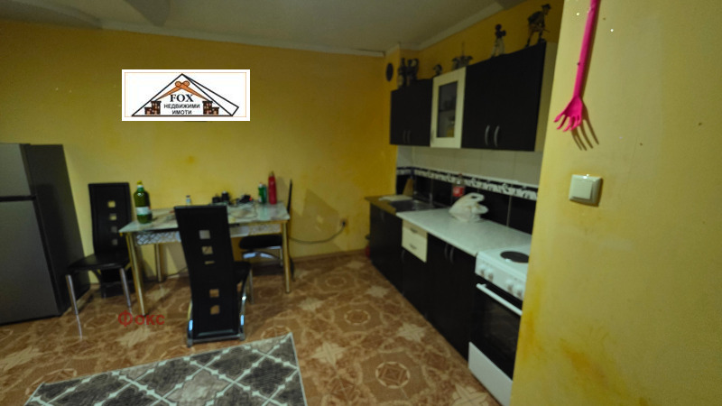 Продава КЪЩА, гр. Русе, област Русе, снимка 12 - Къщи - 53143257