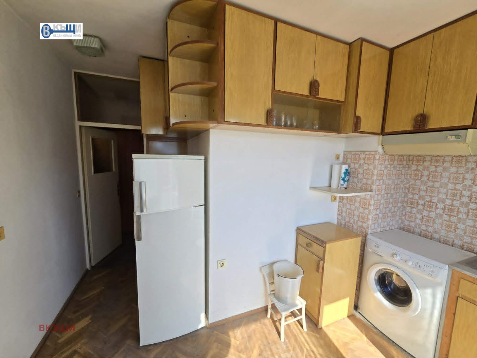 Продава 2-СТАЕН, гр. Велико Търново, Бузлуджа, снимка 4 - Апартаменти - 54749475