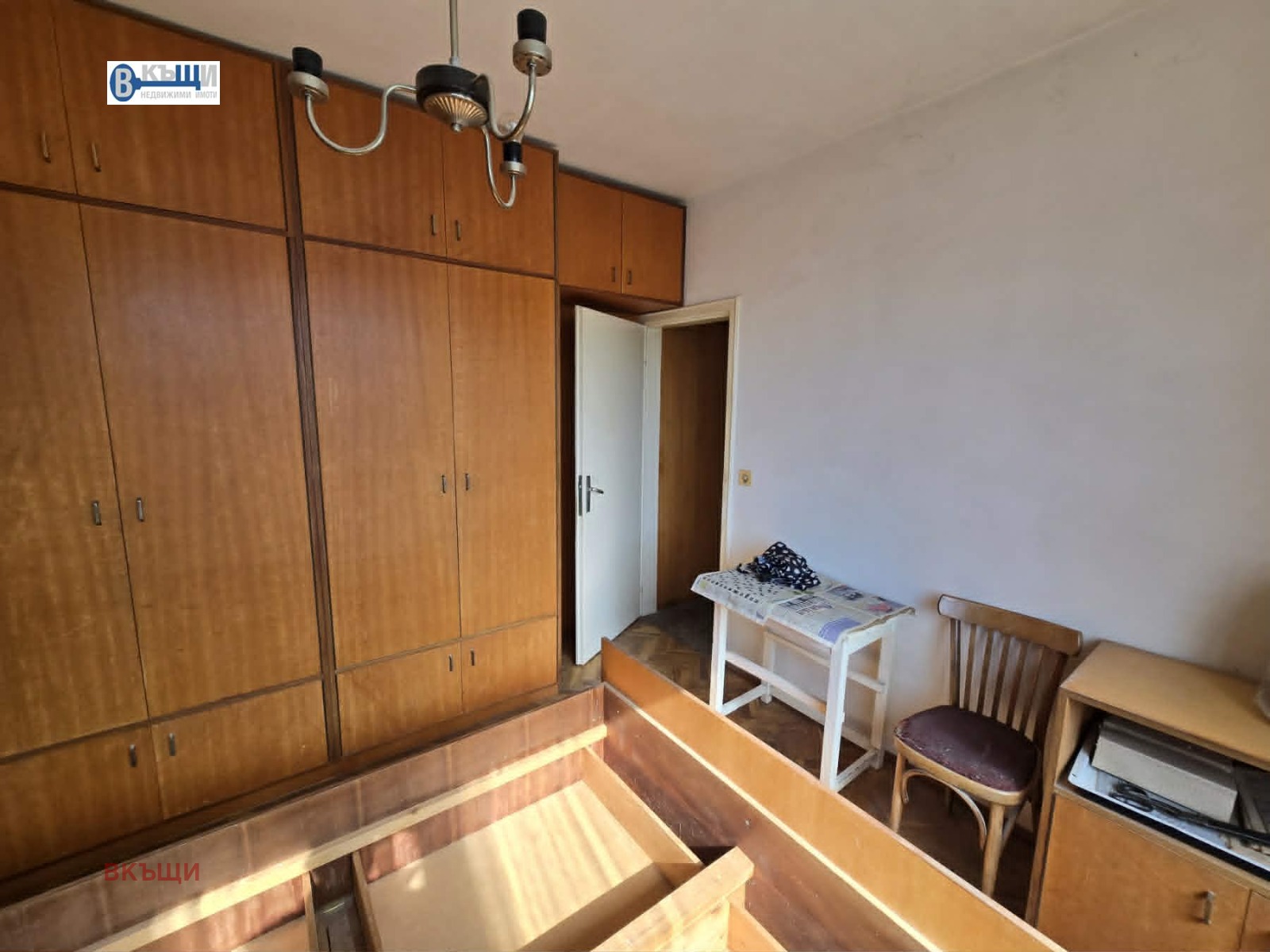 Продава 2-СТАЕН, гр. Велико Търново, Бузлуджа, снимка 6 - Апартаменти - 54749475