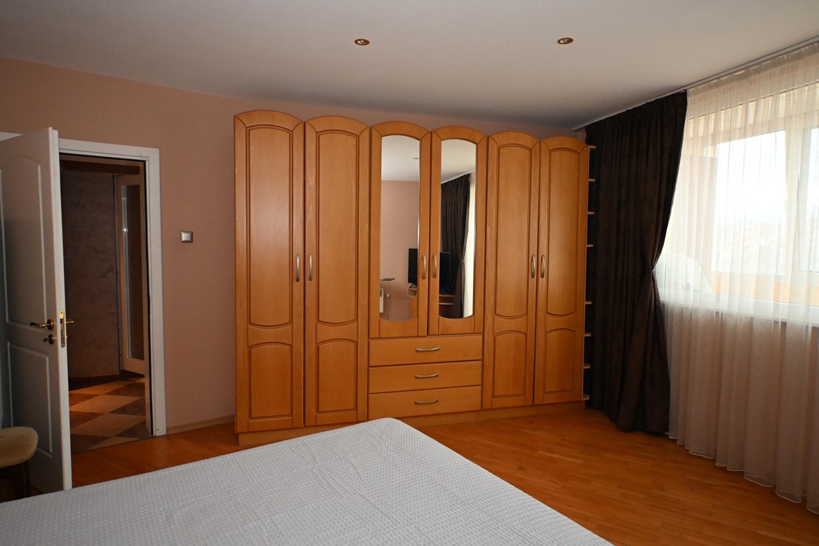 Продава 4-СТАЕН, гр. Перник, Център, снимка 9 - Апартаменти - 53896598