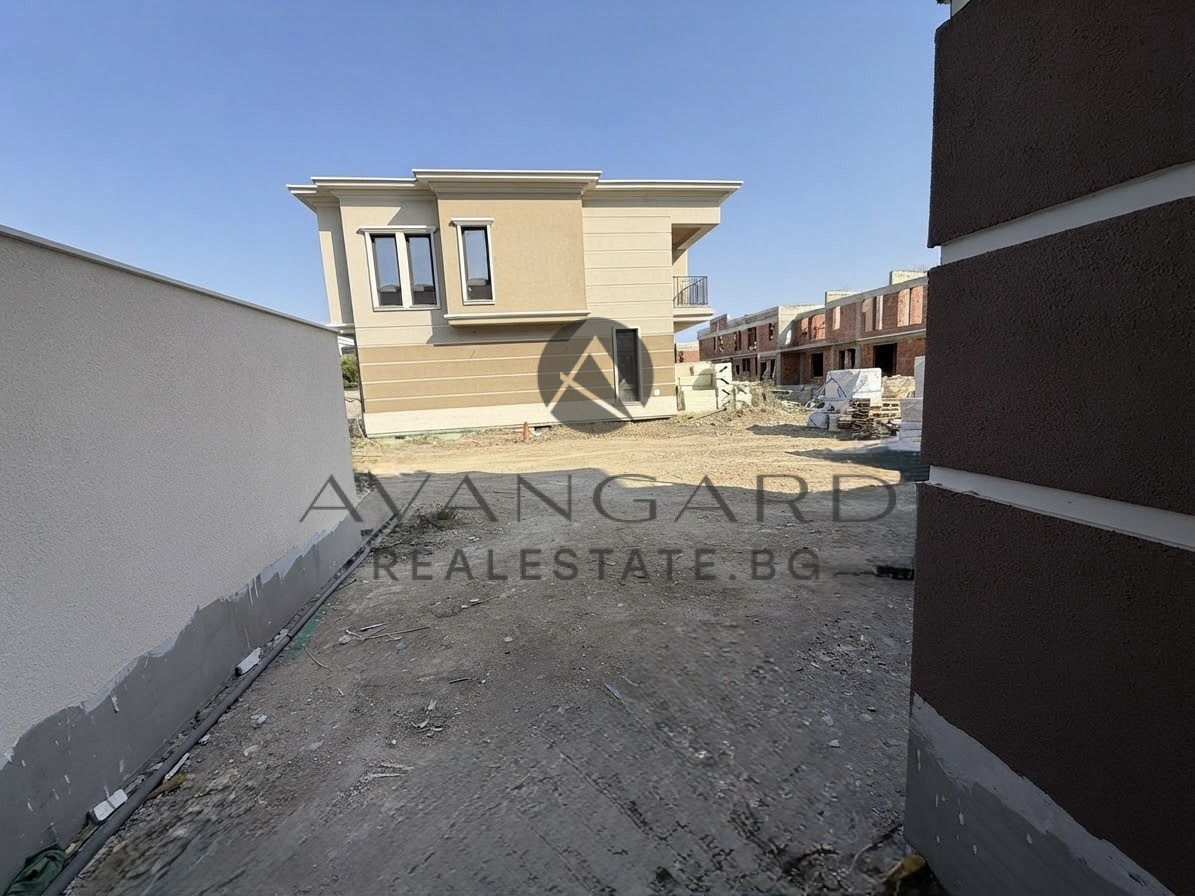 Продава КЪЩА, гр. Пловдив, Остромила, снимка 5 - Къщи - 49299874