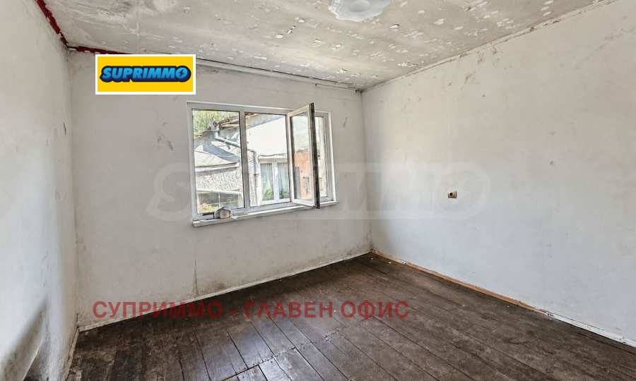 Продава КЪЩА, гр. София, Орландовци, снимка 3 - Къщи - 56193749