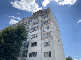 1 dormitor Vladislav Varnenciic 1, Varna 1