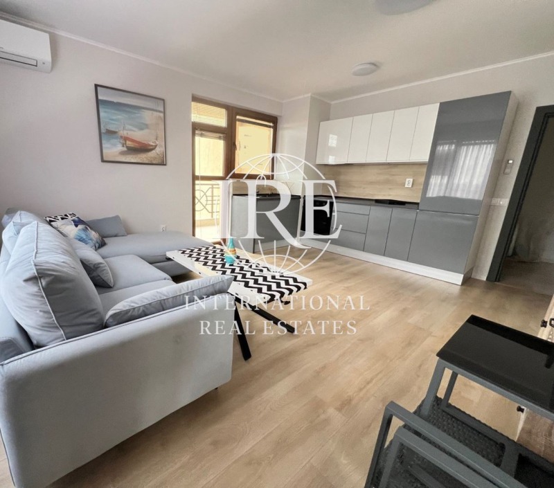 Продава 2-СТАЕН, гр. Балчик, област Добрич, снимка 2 - Апартаменти - 53199067