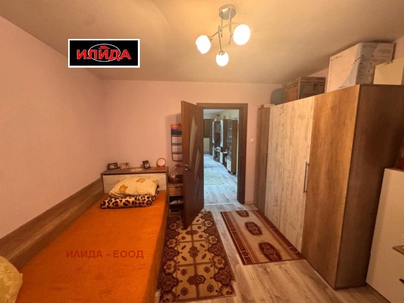 Продава  3-стаен град Русе , Здравец Изток , 80 кв.м | 36420245 - изображение [13]