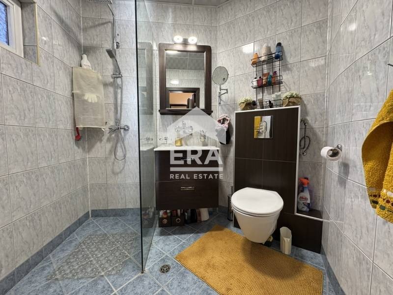 Продава КЪЩА, с. Рогачево, област Добрич, снимка 16 - Къщи - 52545931