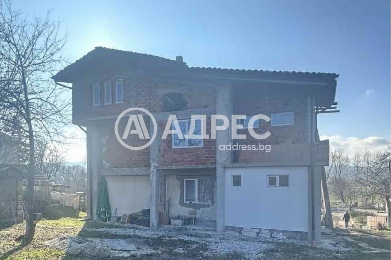 Продава КЪЩА, с. Алдомировци, област София област