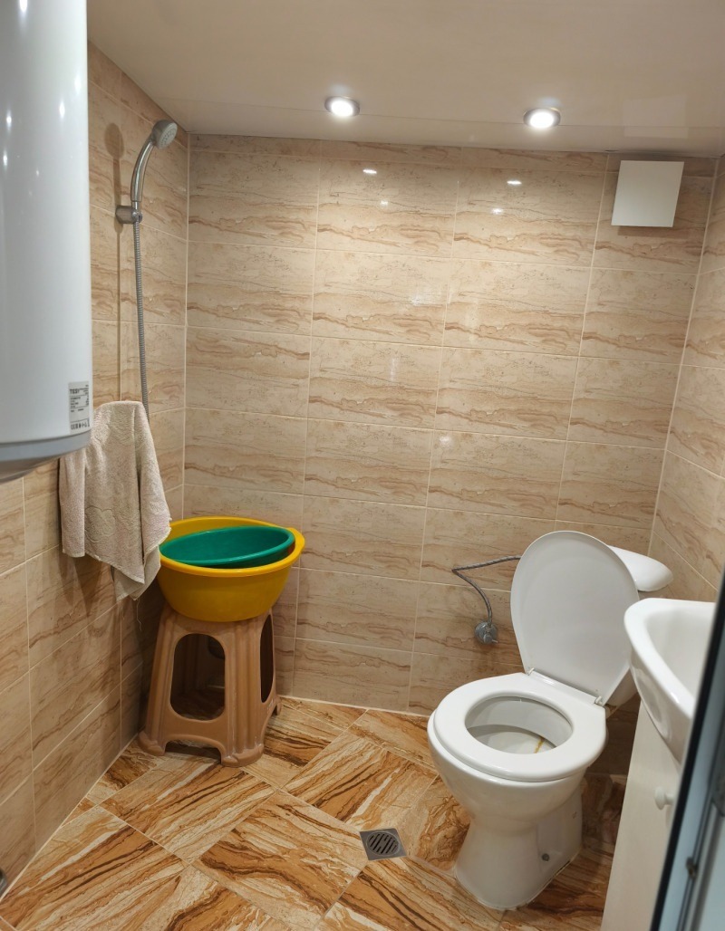 Продава КЪЩА, гр. Нови пазар, област Шумен, снимка 8 - Къщи - 55615070