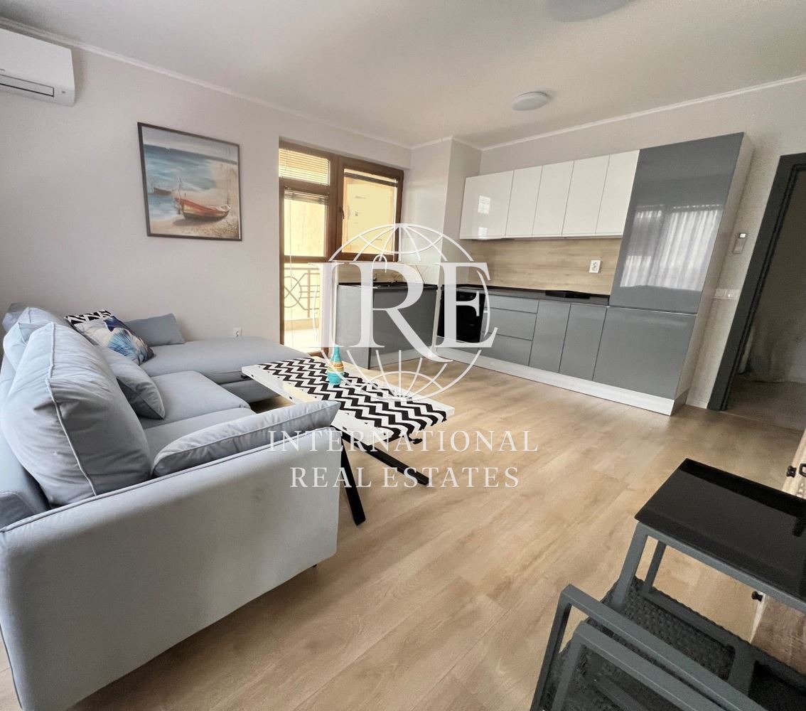 Продава 2-СТАЕН, гр. Балчик, област Добрич, снимка 2 - Апартаменти - 53199067