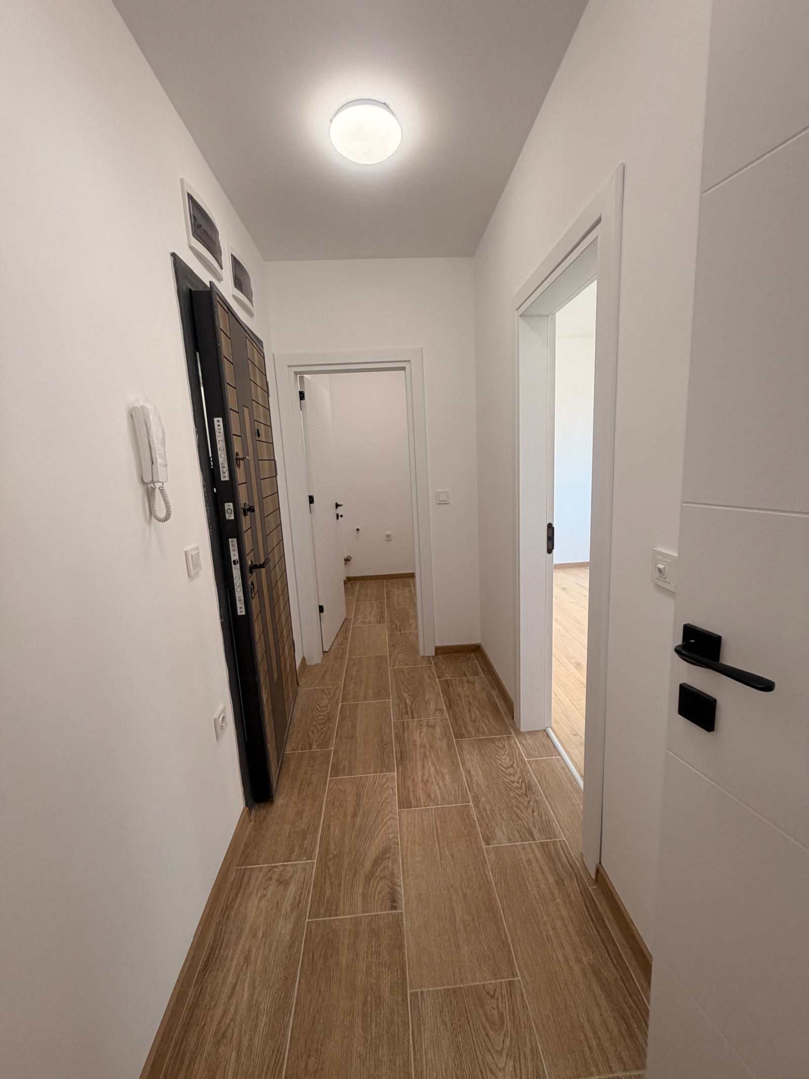 Продава 2-СТАЕН, гр. Варна, м-т Пчелина, снимка 3 - Апартаменти - 55301127