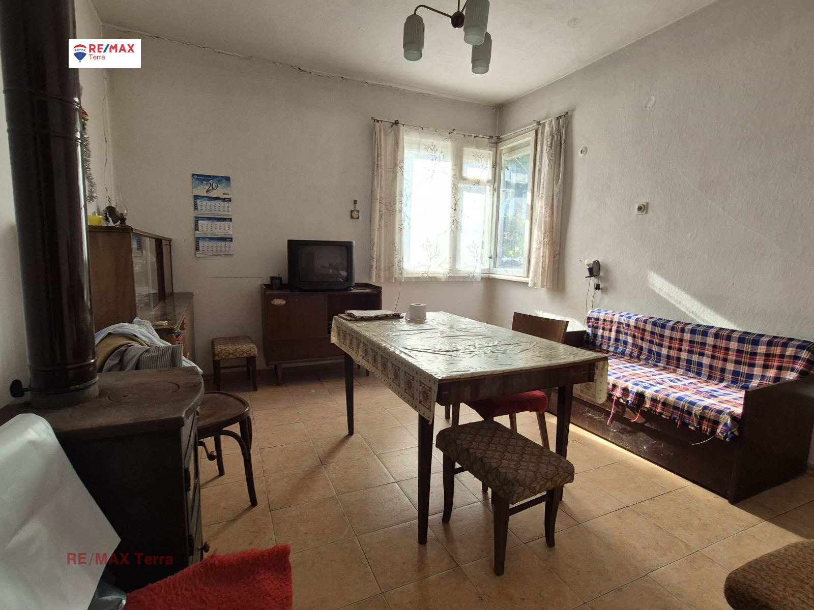 Продава КЪЩА, с. Новачене, област Плевен, снимка 2 - Къщи - 56613930
