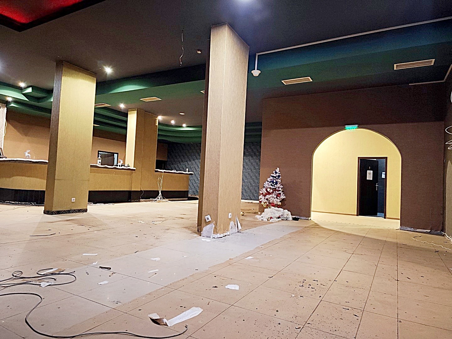 Продава ЗАВЕДЕНИЕ, гр. Бургас, област Бургас, снимка 10 - Заведения - 54000555