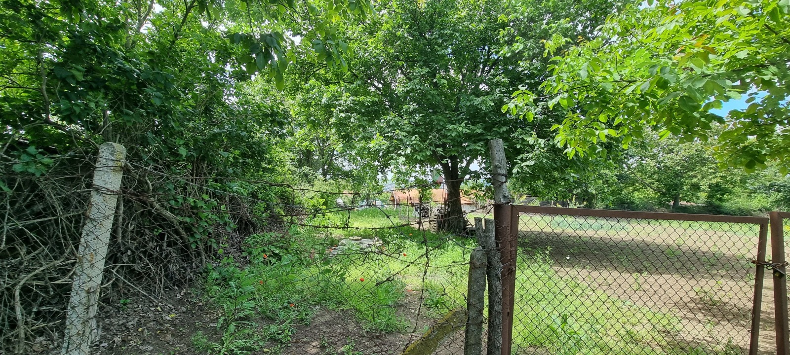 Продава ПАРЦЕЛ, гр. Разград, Промишлена зона - Запад, снимка 2 - Парцели - 54413034