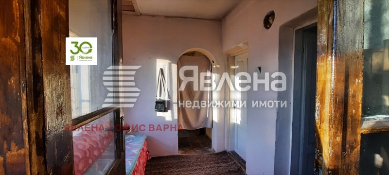 Продава КЪЩА, с. Приселци, област Варна, снимка 3 - Къщи - 49093060